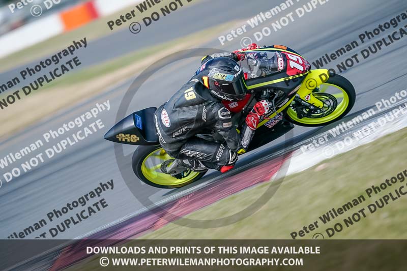 donington no limits trackday;donington park photographs;donington trackday photographs;no limits trackdays;peter wileman photography;trackday digital images;trackday photos